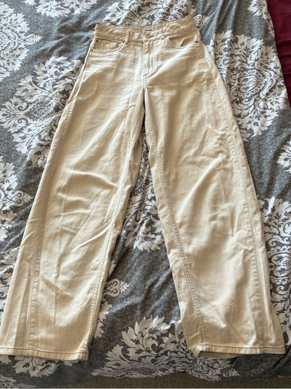 Garage Beige High Rise Wide Leg Jeans Size 00
